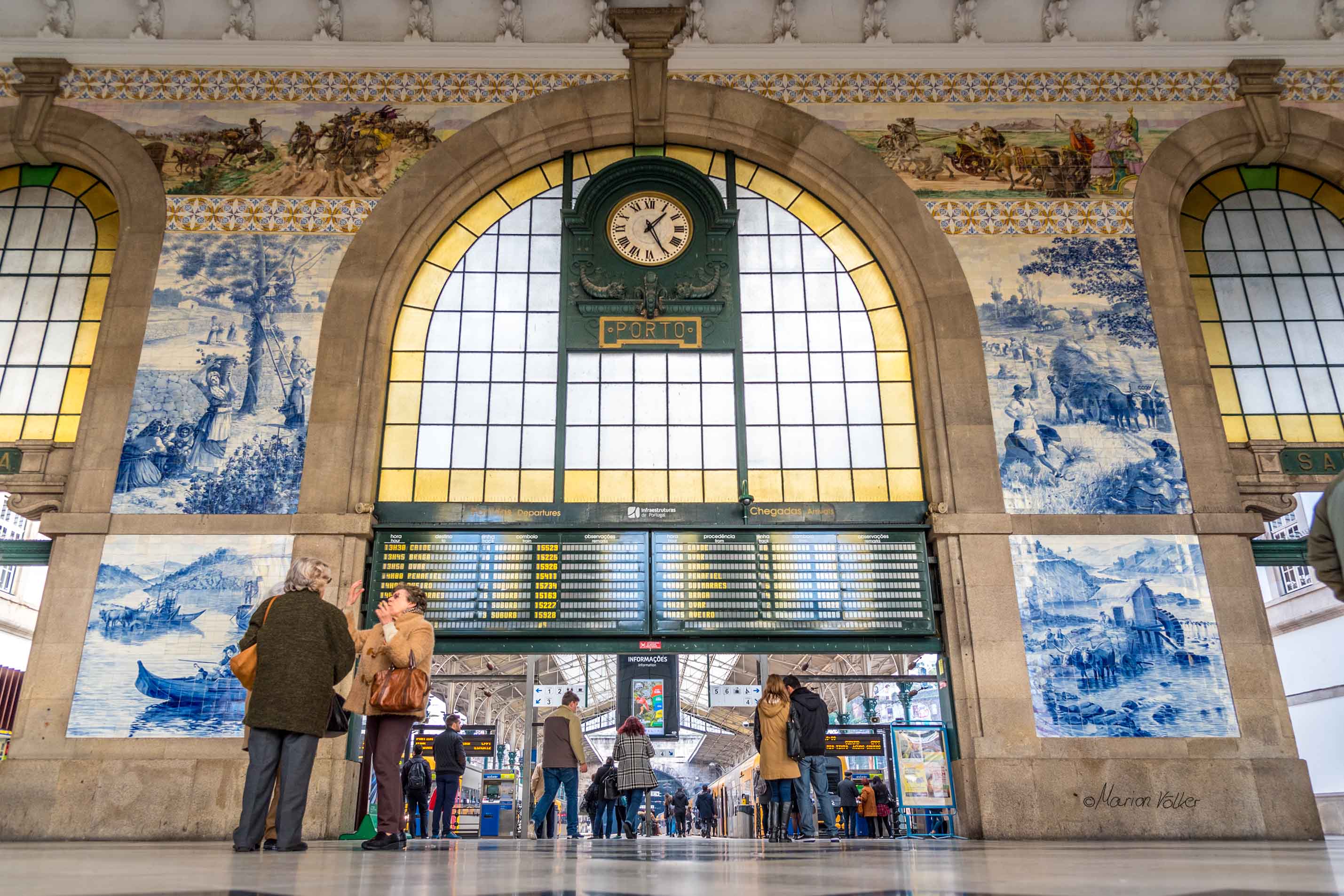 Auf den Wänden der Station São Bento kann man Ereignisse der Geschichte Portos bestaunen